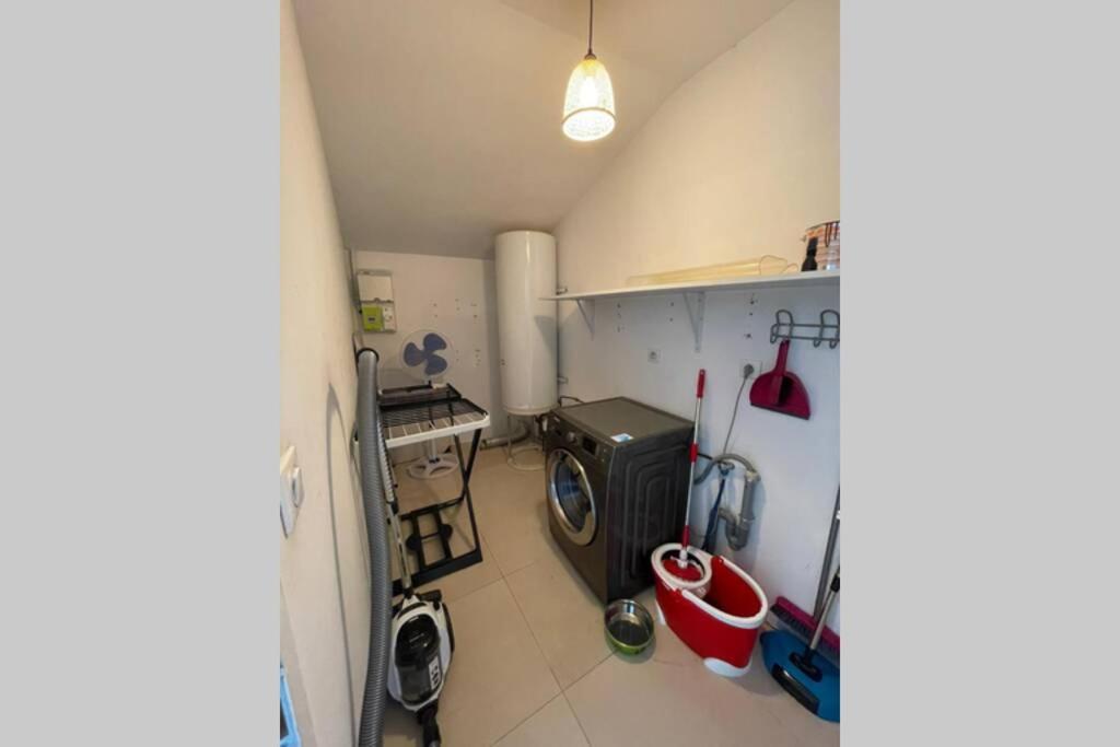 טורנון-סור-רון Superbe Appartement Avec 2 Chambres - 9 Personnes - Parking Prive מראה חיצוני תמונה